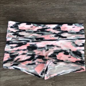 Lululemon wonderunder short